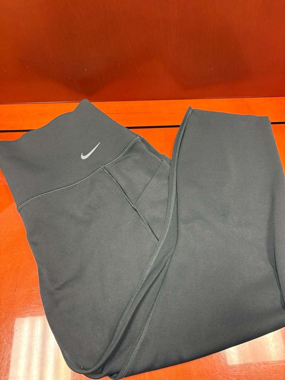 Nike Universa Dri-FIT Leggings Size L Black High Rise Pocket
